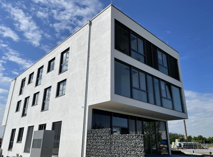 Neubau henova GmbH